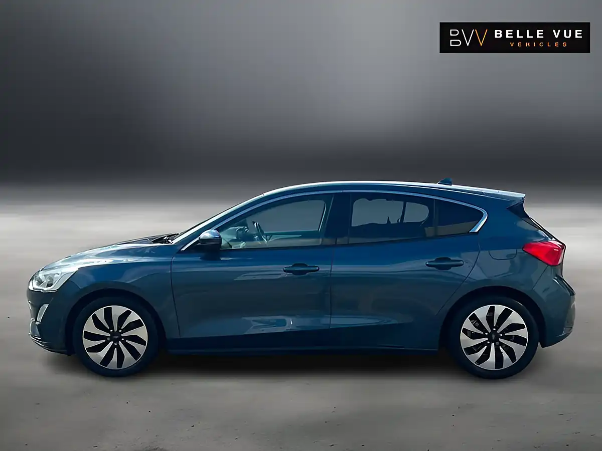 Used 2018 Ford Focus Zetec Chrome Blue - Interior and Exterior details 7