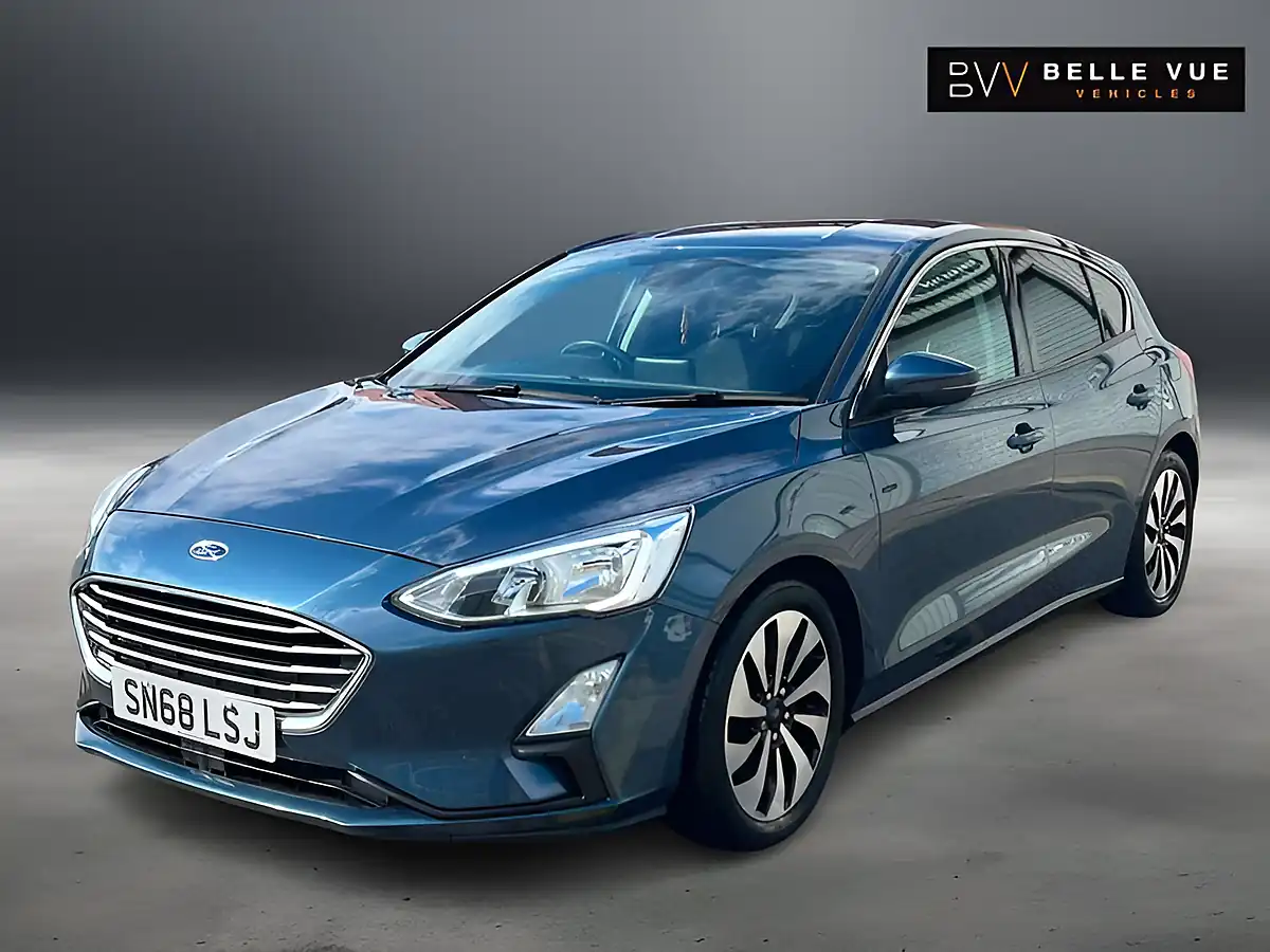 Used 2018 Ford Focus Zetec Chrome Blue - Interior and Exterior details 8