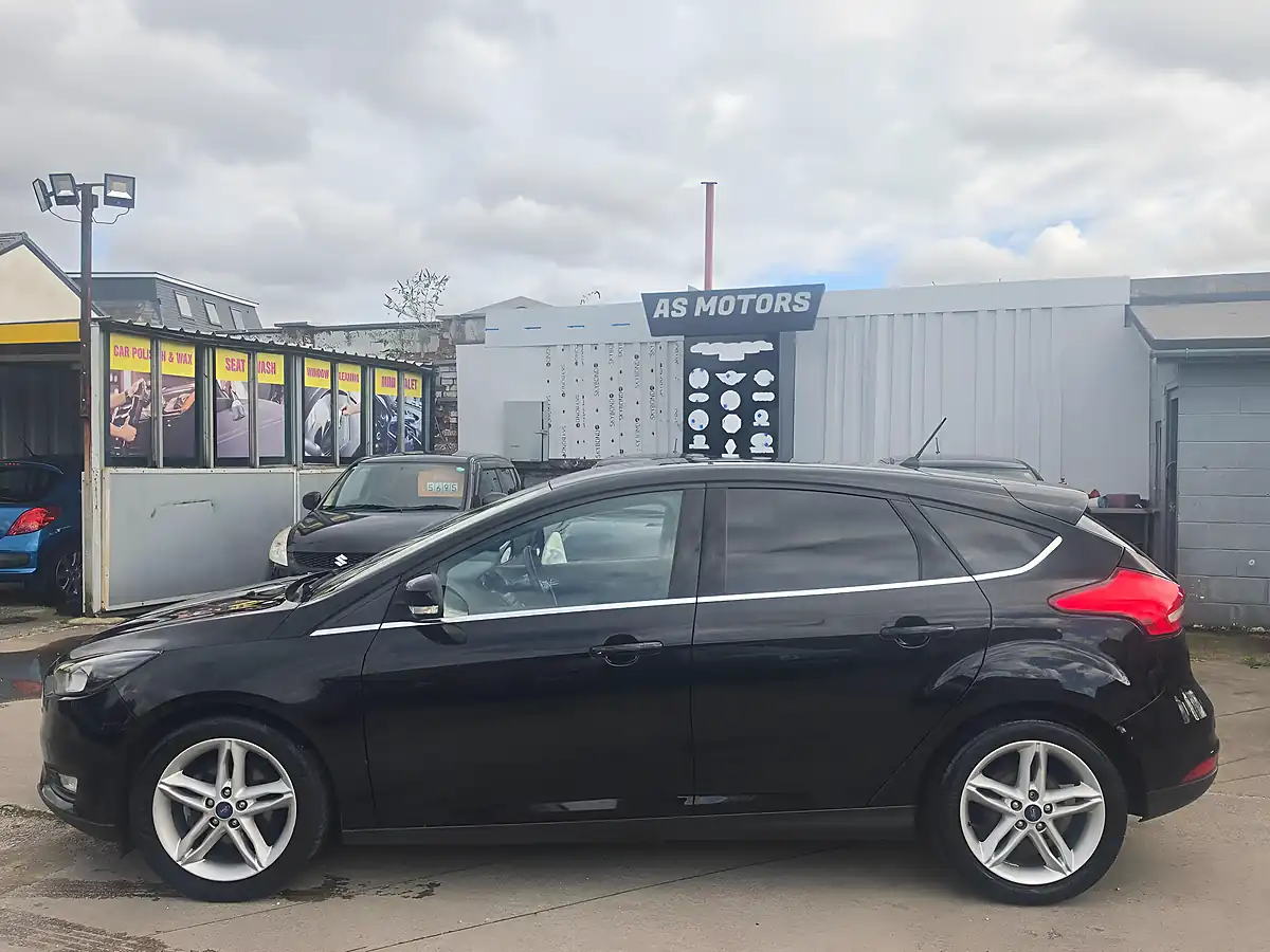 Used 2018 Ford Focus Zetec Edition Black - Interior and Exterior details 4