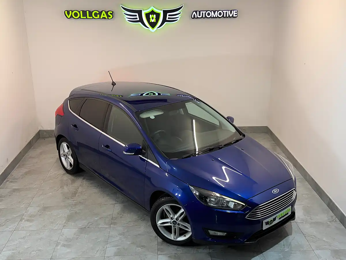 Used 2018 Ford Focus Zetec Edition Blue - Front View