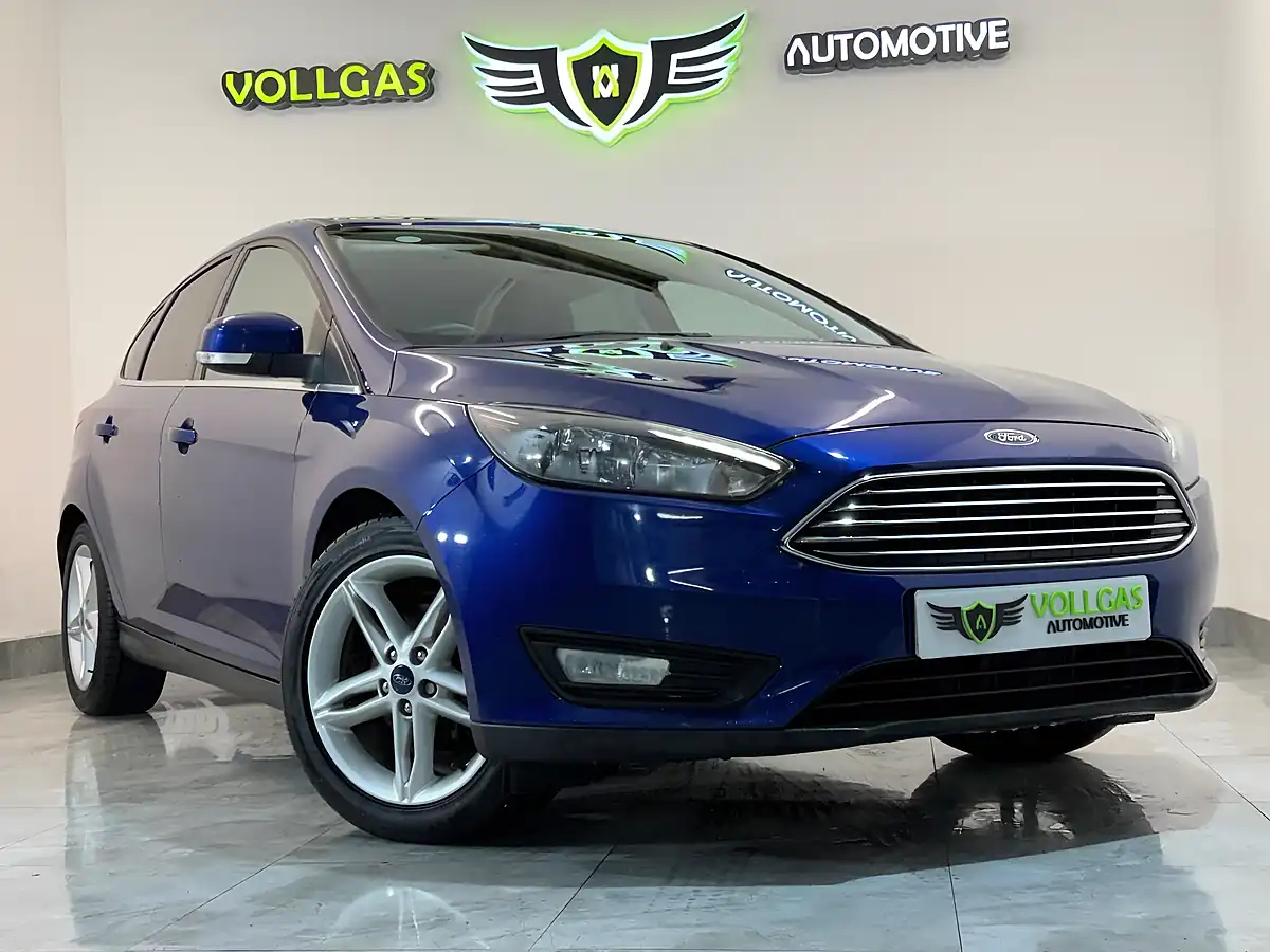 Used 2018 Ford Focus Zetec Edition Blue - Interior and Exterior details 7