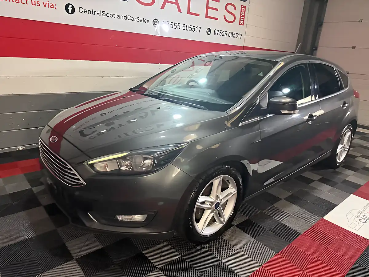 Used 2018 Ford Focus Zetec Edition Grey - Interior and Exterior details 6