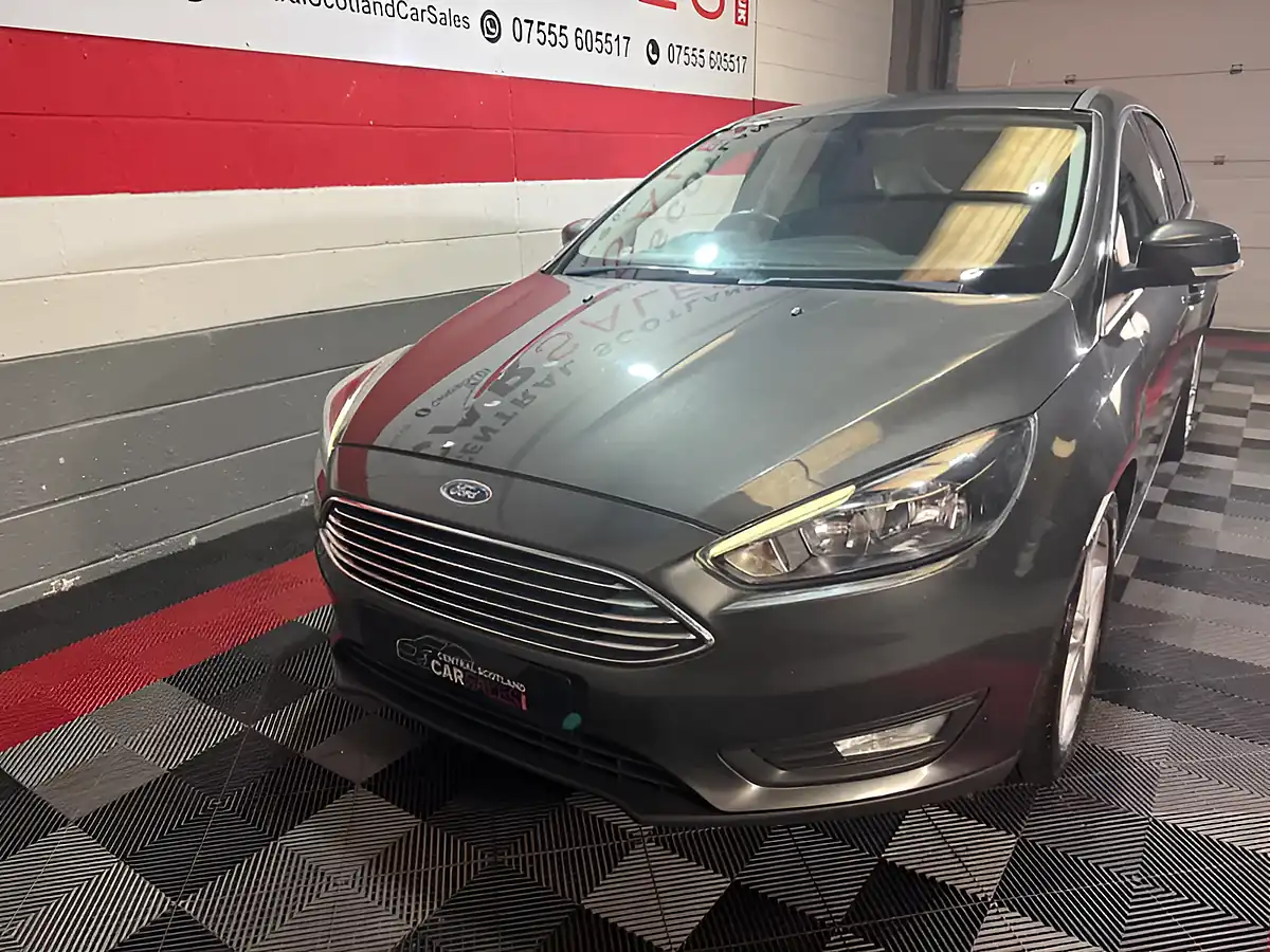 Used 2018 Ford Focus Zetec Edition Grey - Interior and Exterior details 7