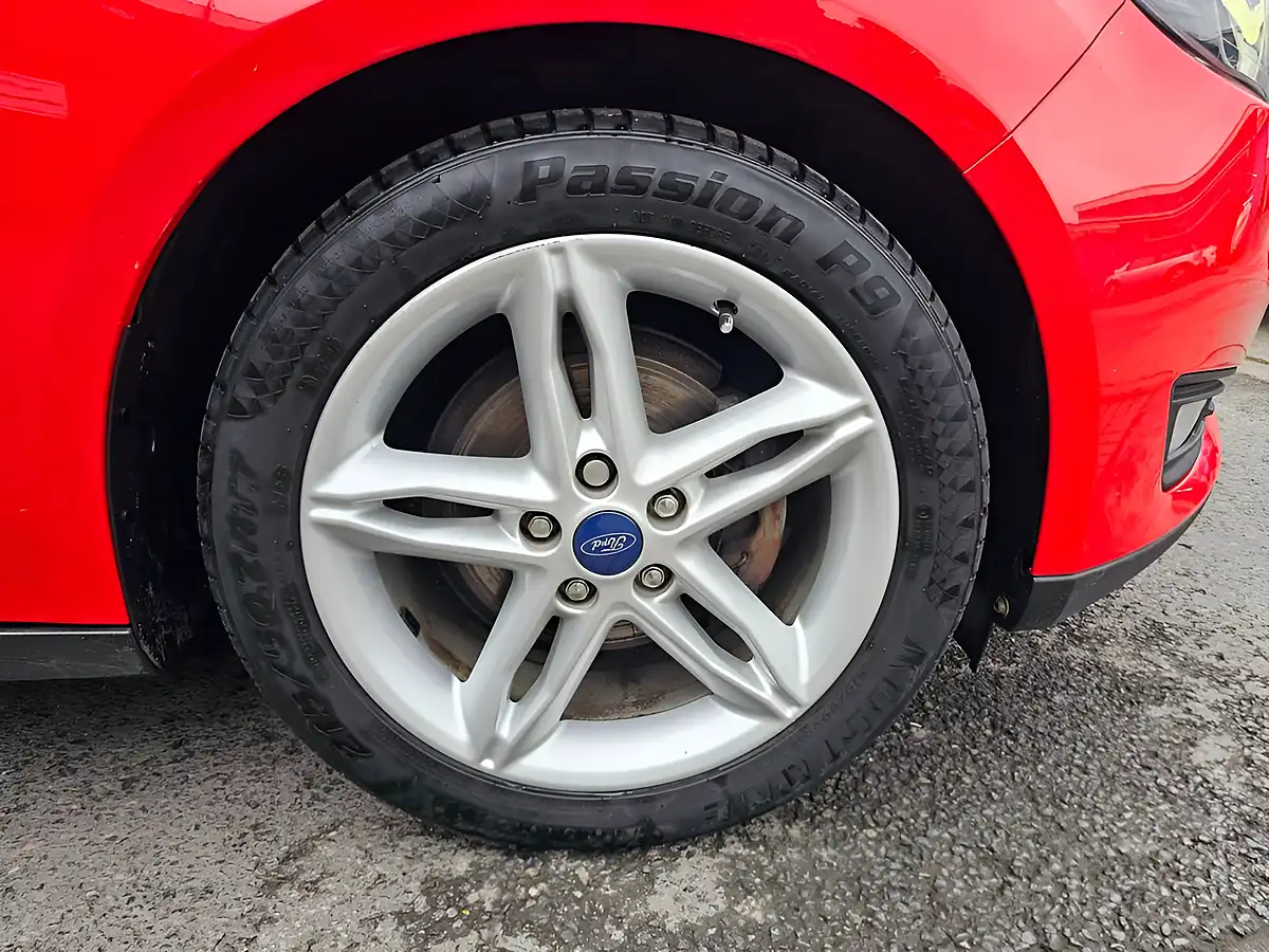 Used 2018 Ford Focus Zetec Edition Red - Interior and Exterior details 15