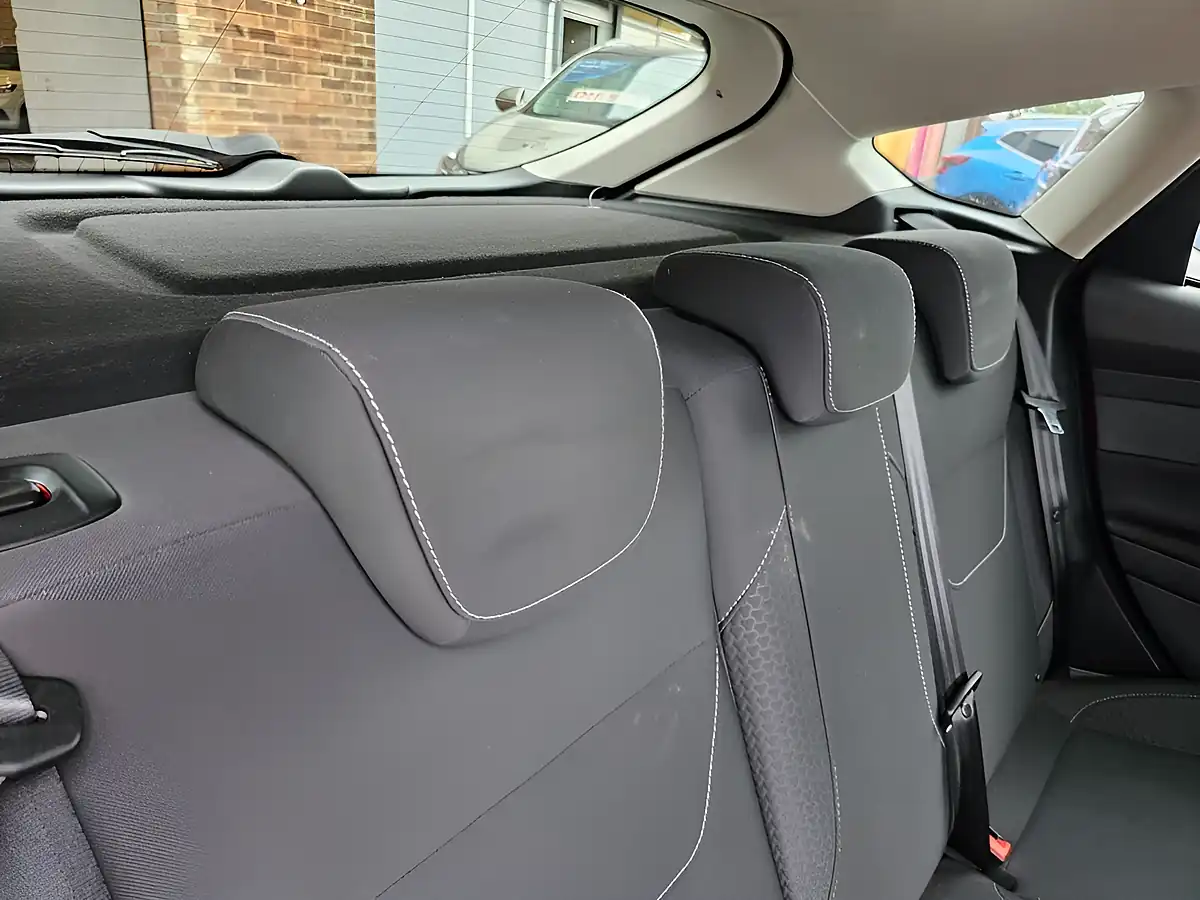 Used 2018 Ford Focus Zetec Edition Red - Interior and Exterior details 7
