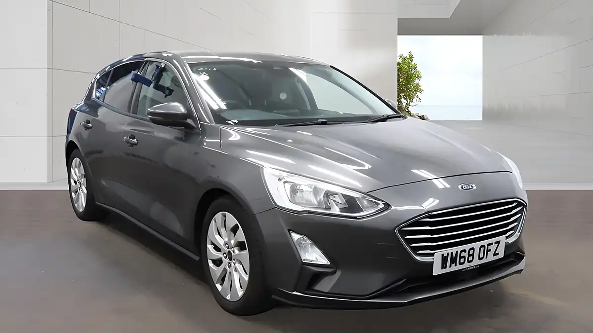 Used 2018 Ford Focus Zetec Grey - Front View