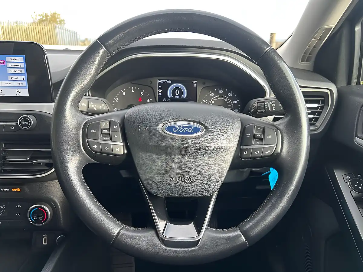 Used 2018 Ford Focus Zetec Grey - Interior and Exterior details 10