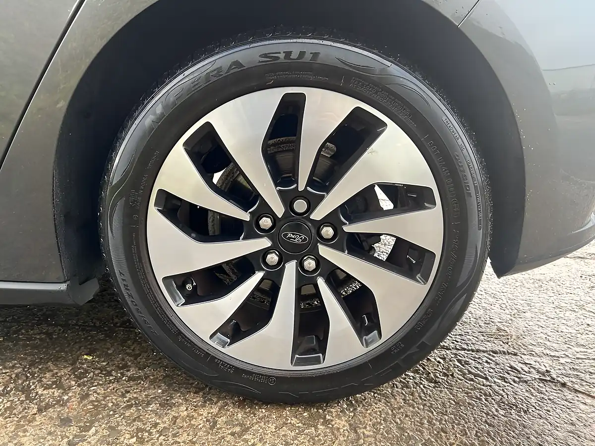 Used 2018 Ford Focus Zetec Grey - Interior and Exterior details 19