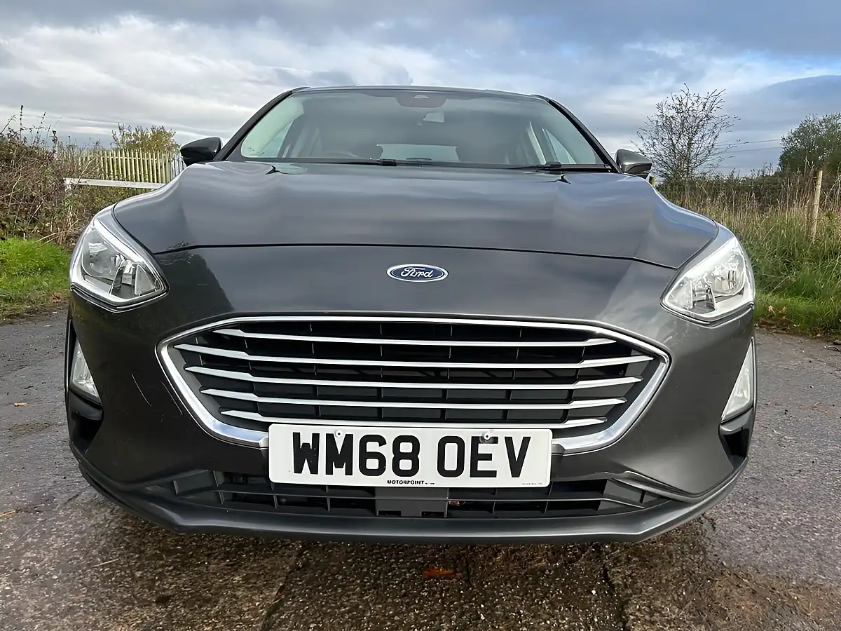 Used 2018 Ford Focus Zetec Grey - Interior and Exterior details 7