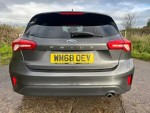 Used 2018 Ford Focus Zetec Grey - Interior and Exterior details 8