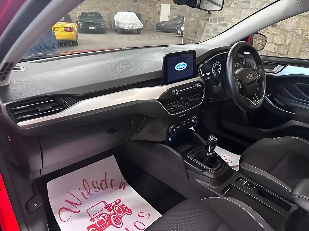 Used 2018 Ford Focus Zetec Red - Interior and Exterior details 15
