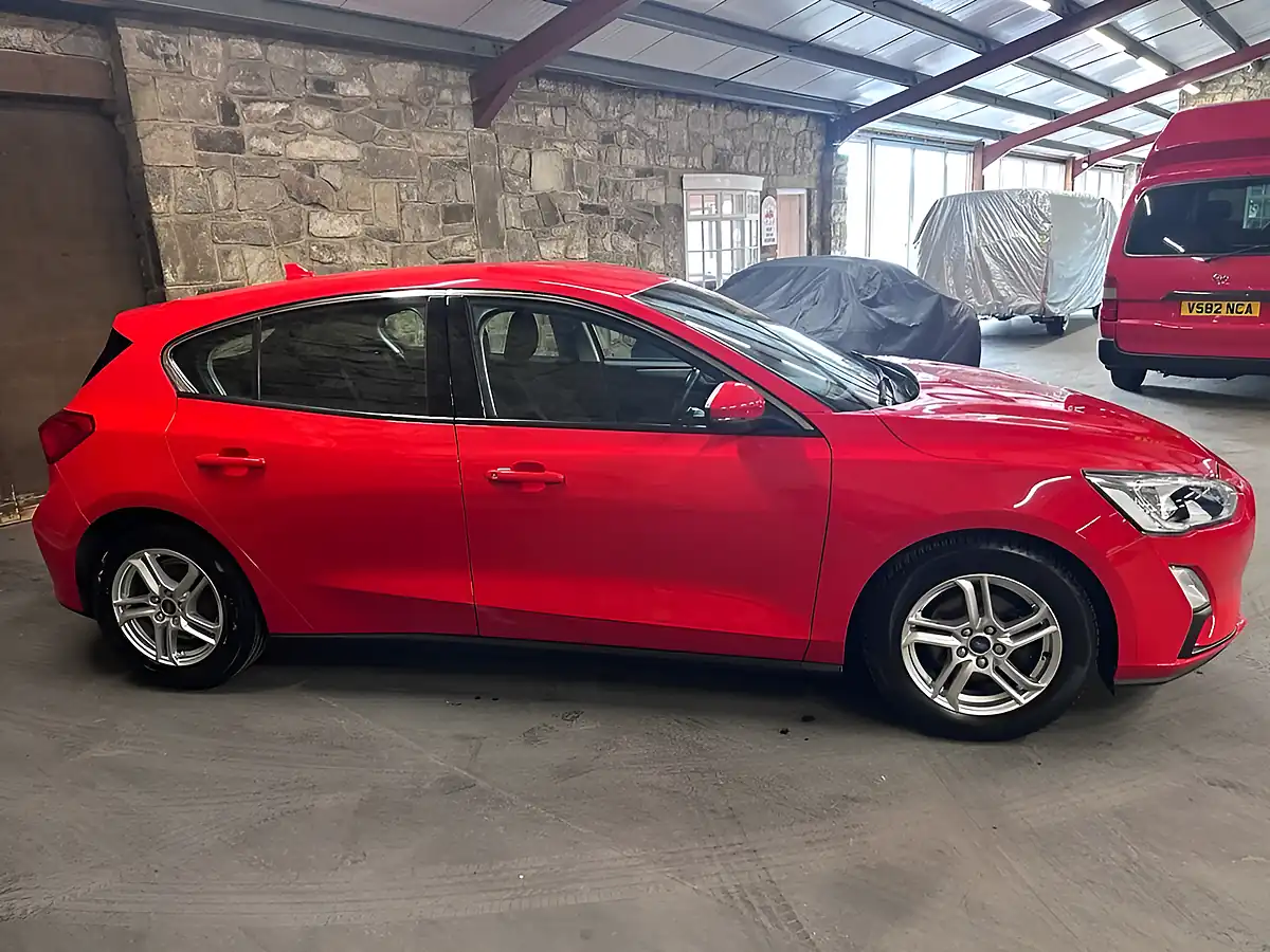 Used 2018 Ford Focus Zetec Red - Interior and Exterior details 4