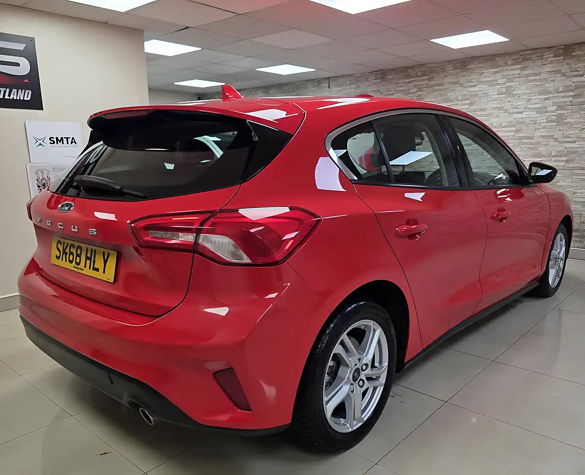 Used 2018 Ford Focus Zetec Red - Interior and Exterior details 3