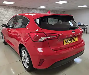 Used 2018 Ford Focus Zetec Red - Interior and Exterior details 4