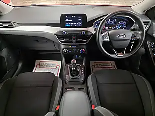 Used 2018 Ford Focus Zetec Red - Interior and Exterior details 6
