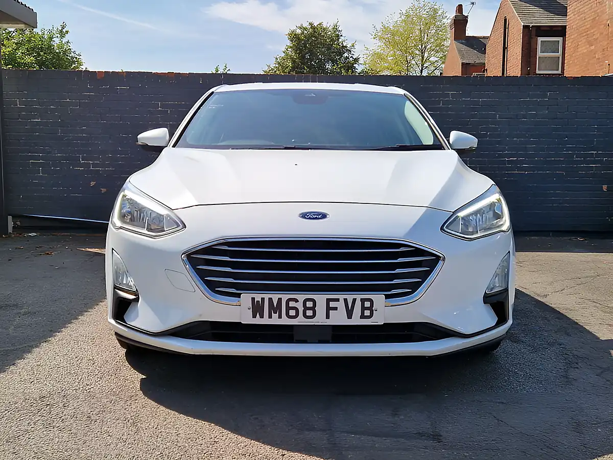 Used 2018 Ford Focus Zetec White - Interior and Exterior details 11