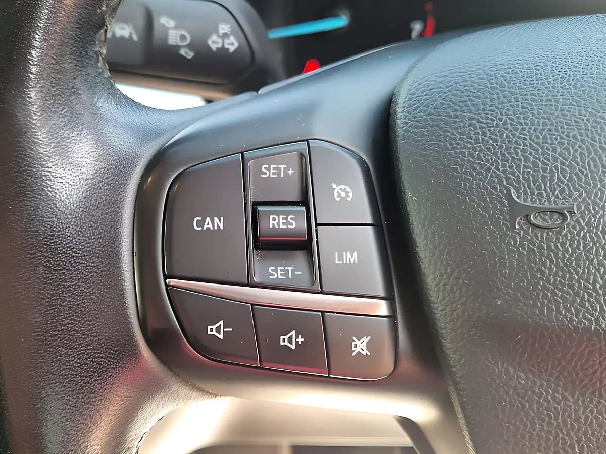 Used 2018 Ford Focus Zetec White - Interior and Exterior details 19