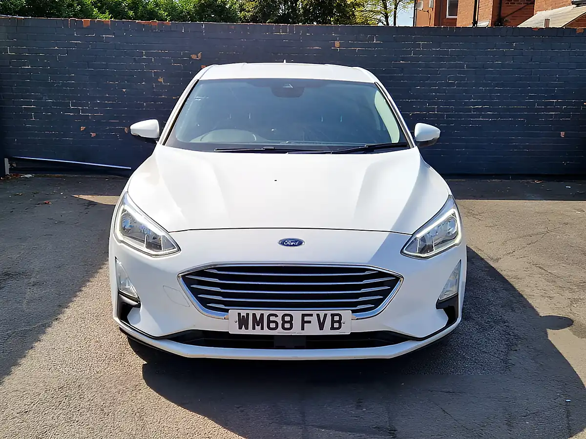 Used 2018 Ford Focus Zetec White - Interior and Exterior details 4