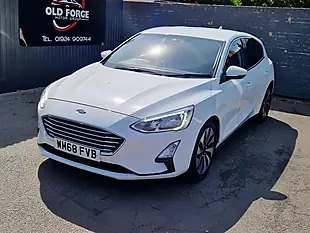 Used 2018 Ford Focus Zetec White - Interior and Exterior details 5