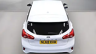 Used 2018 Ford Focus Zetec White - Interior and Exterior details 6