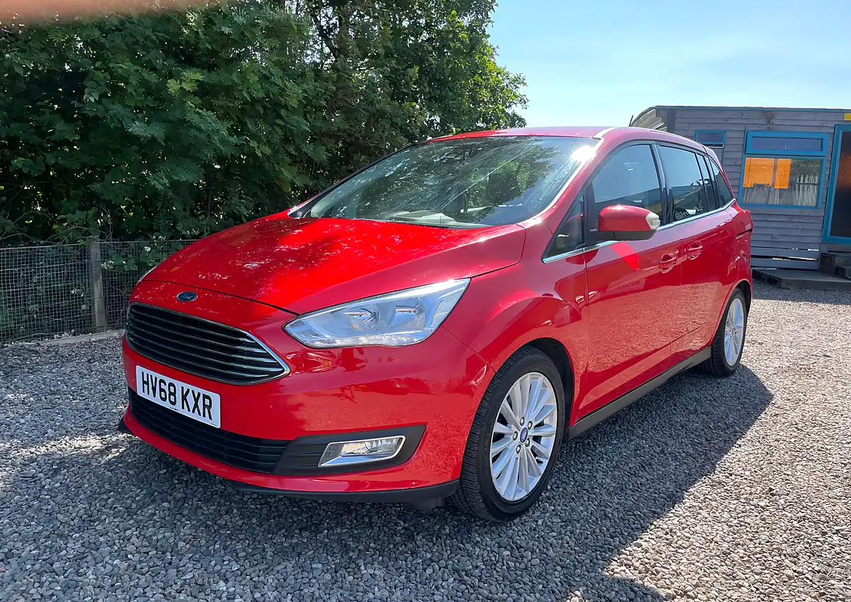 Used 2018 Ford Grand C-Max Titanium Red - Interior and Exterior details 2
