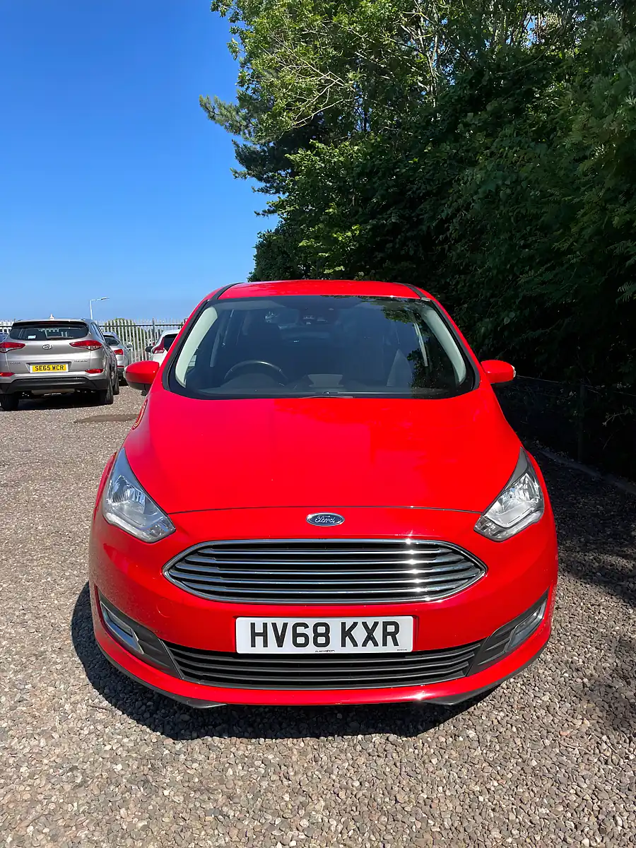 Used 2018 Ford Grand C-Max Titanium Red - Interior and Exterior details 9