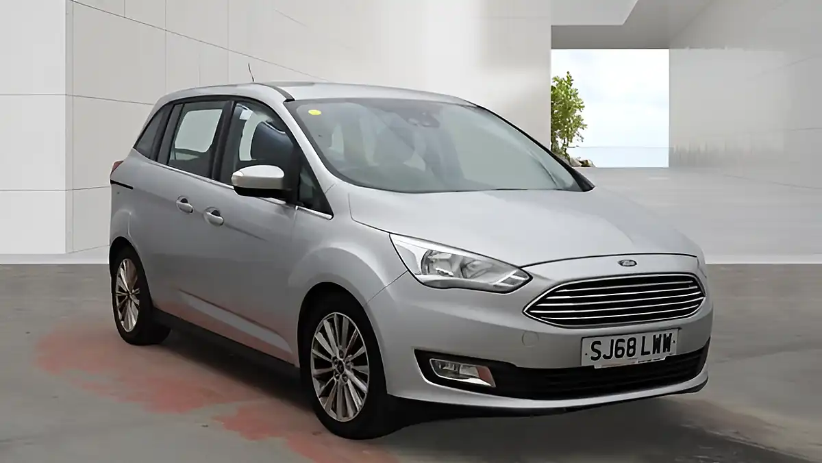 Used 2018 Ford Grand C-Max Titanium Silver - Interior and Exterior details 3