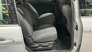 Used 2018 Ford Grand C-Max Titanium Silver - Interior and Exterior details 6
