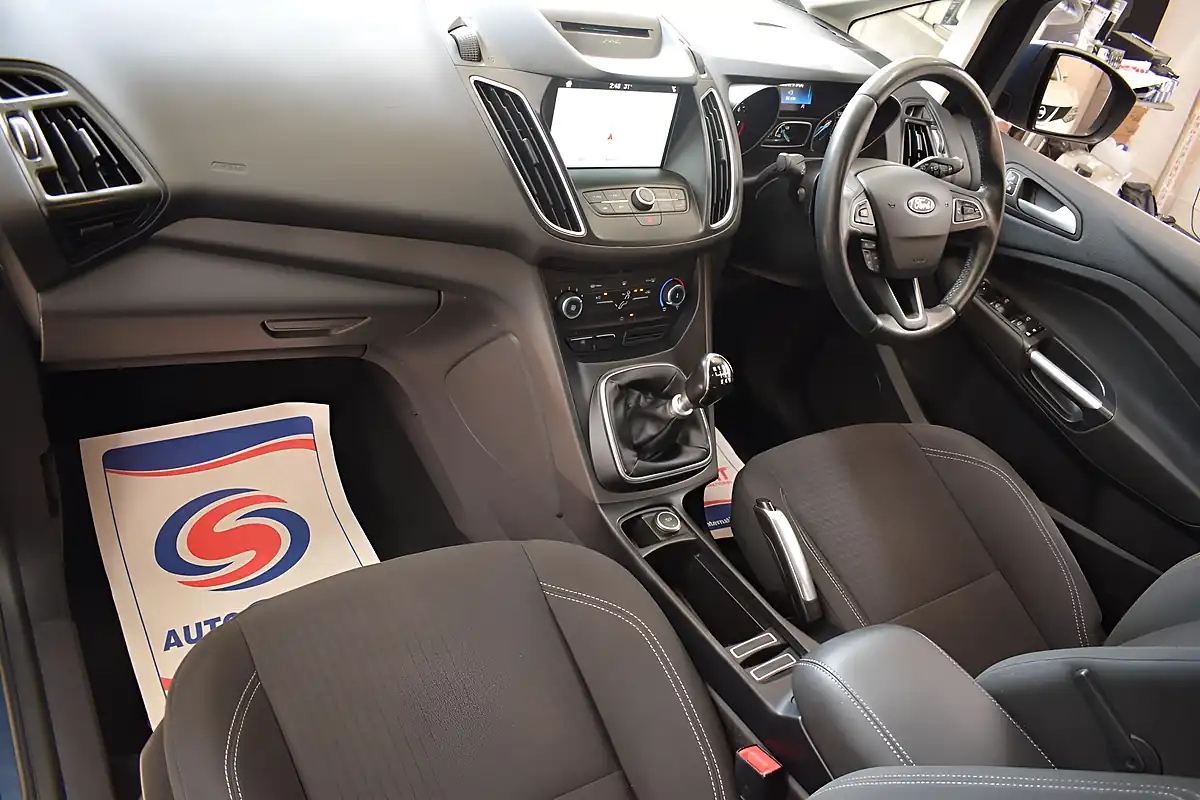 Used 2018 Ford Grand C-Max Zetec Blue - Interior and Exterior details 15