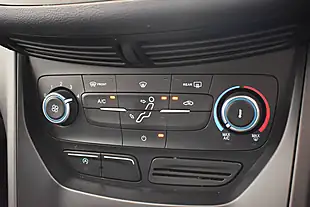 Used 2018 Ford Grand C-Max Zetec Blue - Interior and Exterior details 20