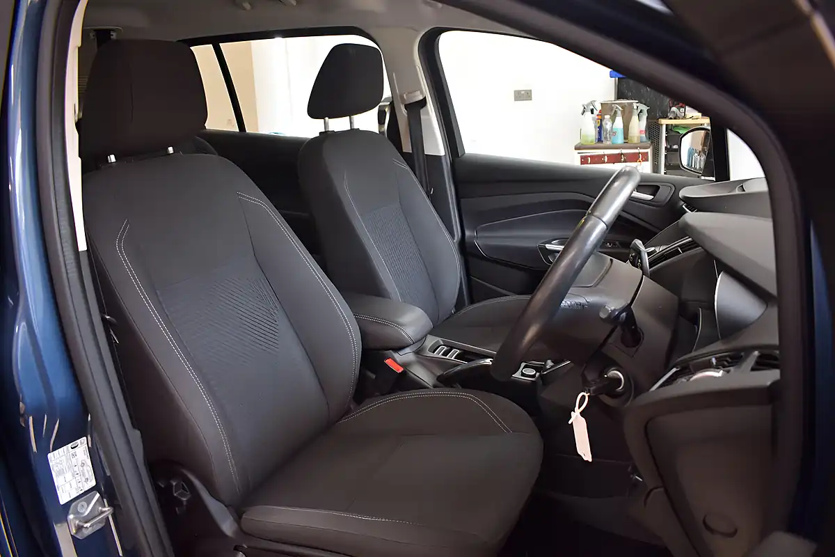 Used 2018 Ford Grand C-Max Zetec Blue - Interior and Exterior details 9