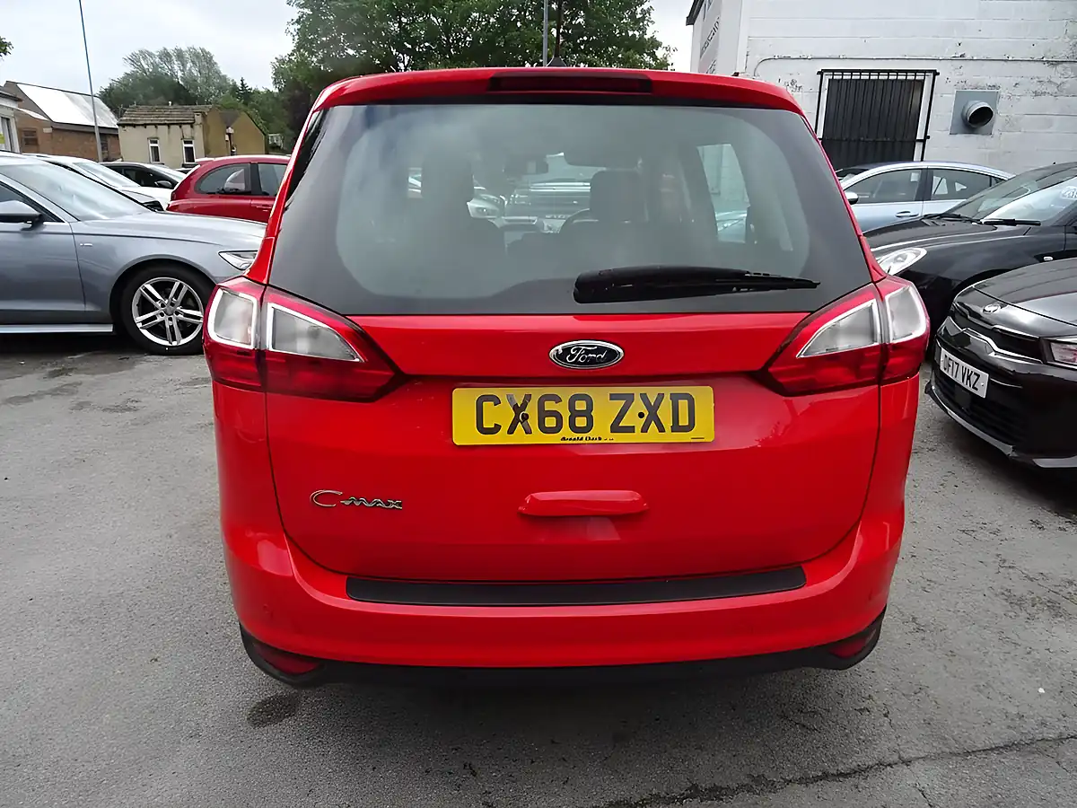 Used 2018 Ford Grand C-Max Zetec Red - Interior and Exterior details 10