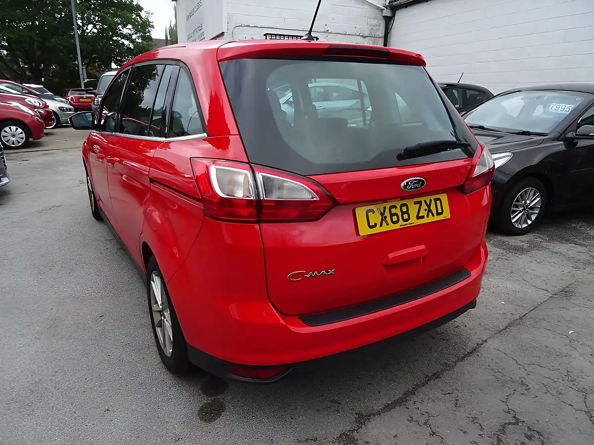 Used 2018 Ford Grand C-Max Zetec Red - Interior and Exterior details 18