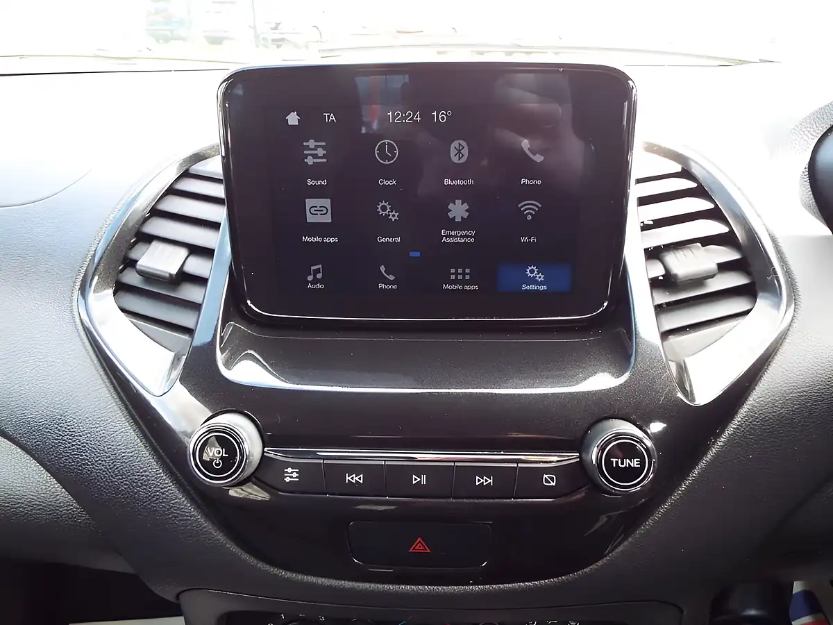 Used 2018 Ford Ka+ Active Bronze - Interior and Exterior details 18