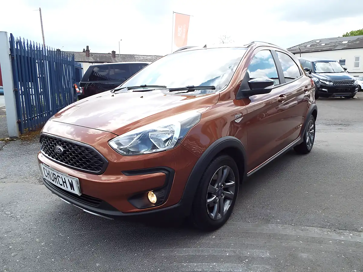 Used 2018 Ford Ka+ Active Bronze - Interior and Exterior details 5
