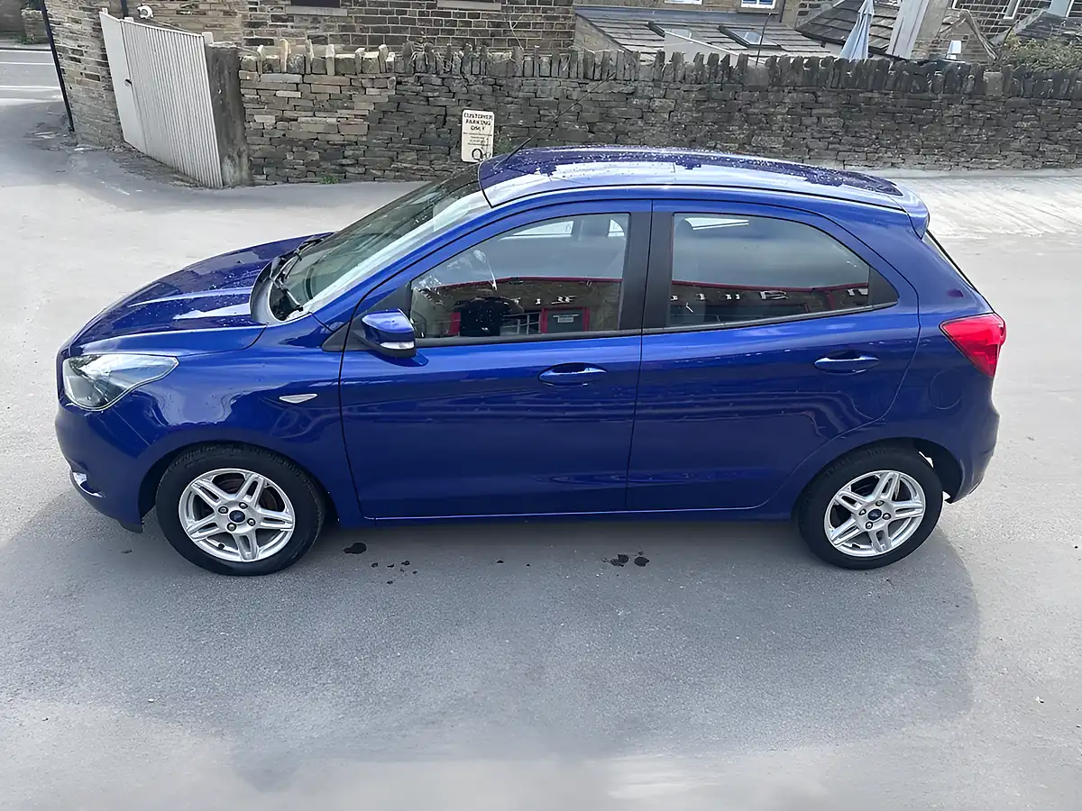 Used 2018 Ford Ka+ Zetec Blue - Interior and Exterior details 5