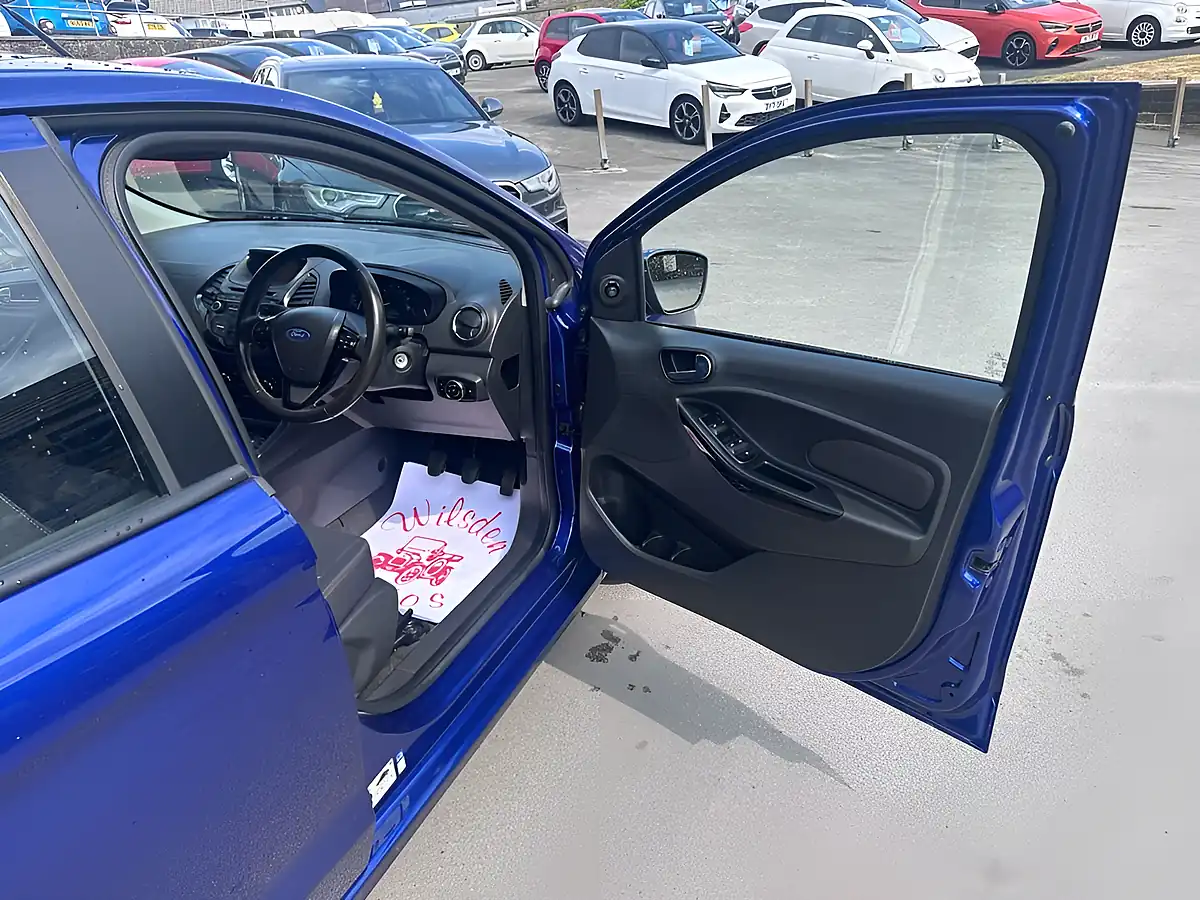 Used 2018 Ford Ka+ Zetec Blue - Interior and Exterior details 9