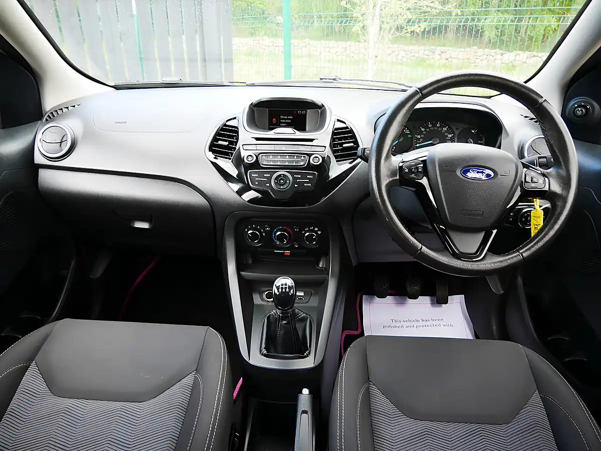 Used 2018 Ford Ka+ Zetec Oxford White - Interior and Exterior details 13