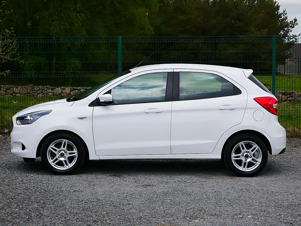 Used 2018 Ford Ka+ Zetec Oxford White - Interior and Exterior details 6