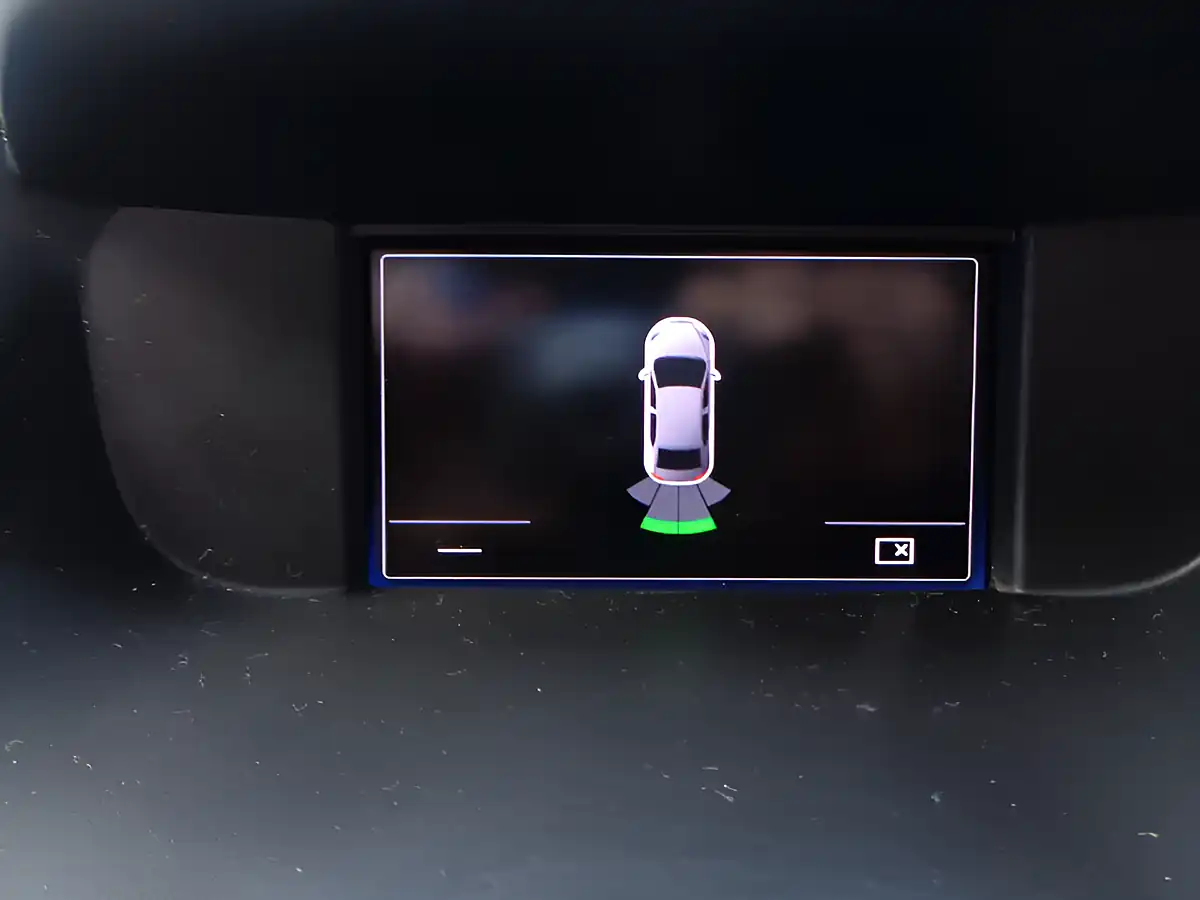 Used 2018 Ford Ka+ Zetec Ruby Red - Interior and Exterior details 10