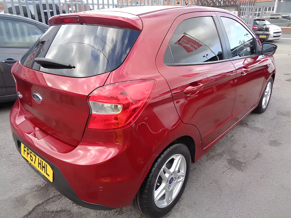 Used 2018 Ford Ka+ Zetec Ruby Red - Interior and Exterior details 4