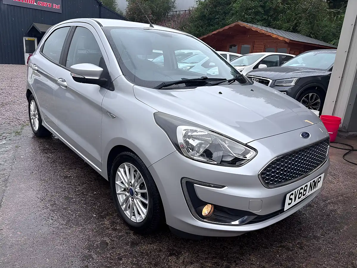 Used 2018 Ford Ka+ Zetec Silver - Front View