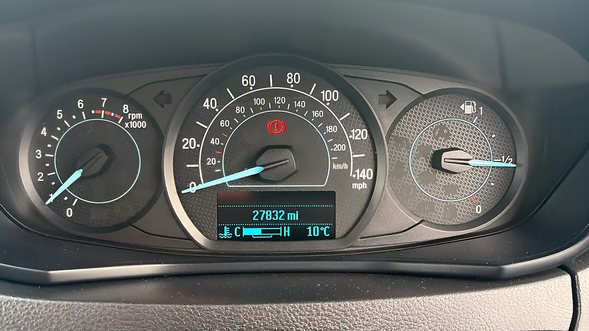 Used 2018 Ford Ka+ Zetec White - Interior and Exterior details 12
