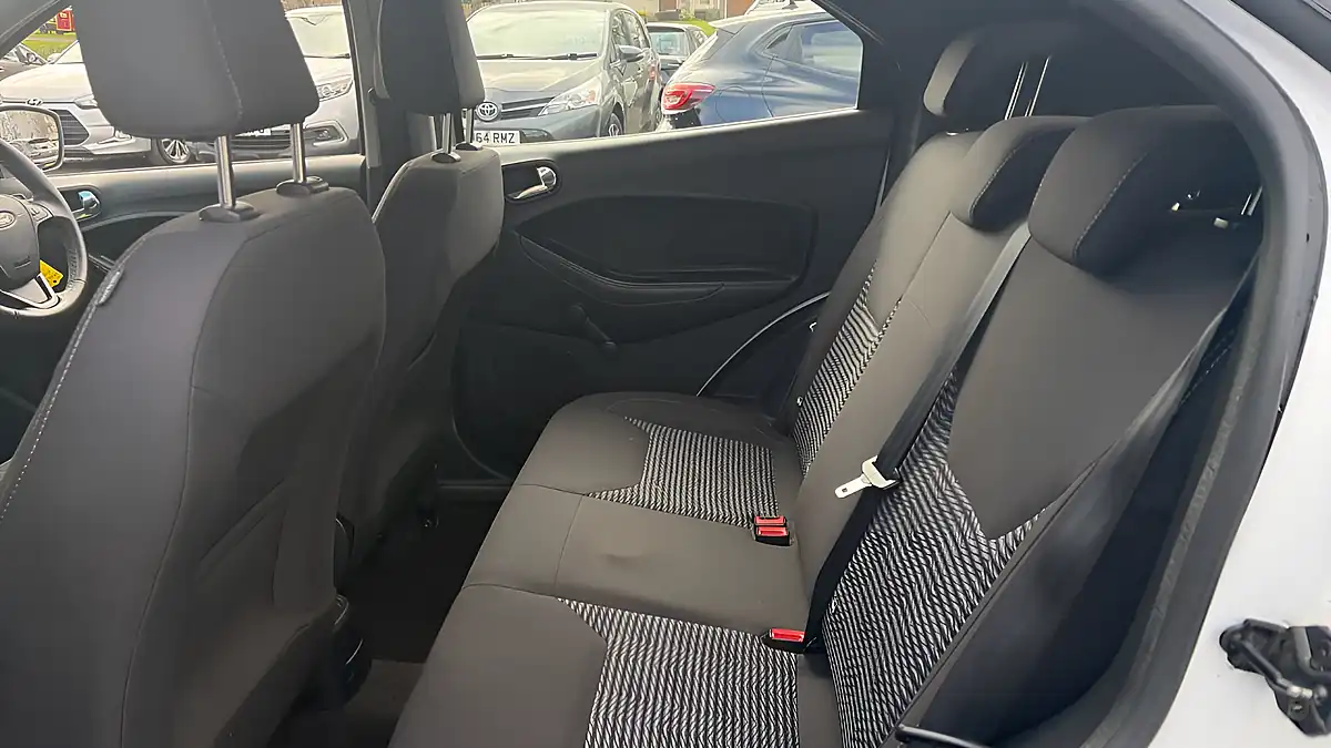 Used 2018 Ford Ka+ Zetec White - Interior and Exterior details 14