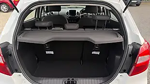 Used 2018 Ford Ka+ Zetec White - Interior and Exterior details 15