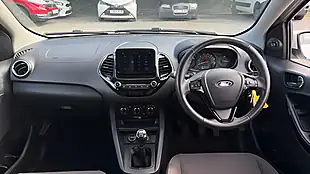 Used 2018 Ford Ka+ Zetec White - Interior and Exterior details 7