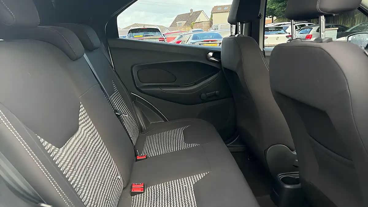 Used 2018 Ford Ka+ Zetec White - Interior and Exterior details 9
