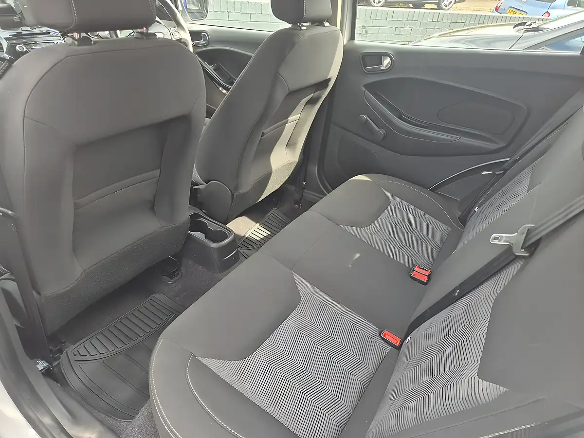 Used 2018 Ford Ka+ Zetec White - Interior and Exterior details 15
