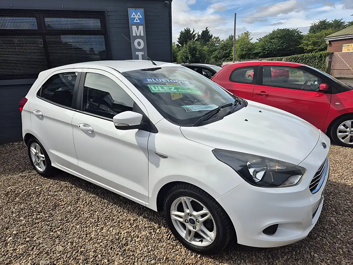 Used 2018 Ford Ka+ Zetec White - Interior and Exterior details 5