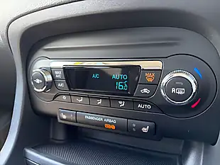 Used 2018 Ford Ka+ Zetec Yellow - Interior and Exterior details 13